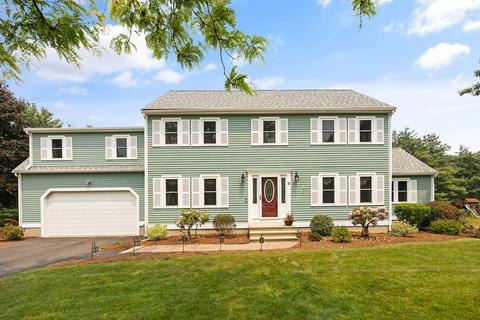 9 Magnolia Dr, Westford, MA 01886