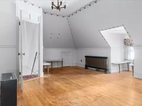 538 Hanover St, Fall River, MA 02720 photo 35