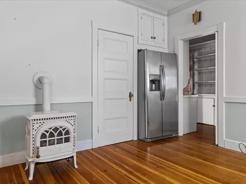 538 Hanover St, Fall River, MA 02720 photo 26