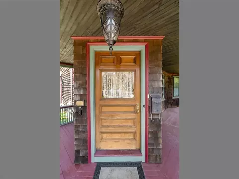 538 Hanover St, Fall River, MA 02720 photo 4