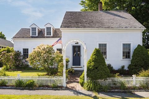 7 Liberty St, Sandwich, MA 02563