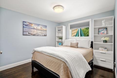 68 Green St, Needham, MA 02492 photo 12