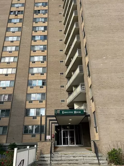 1025 Hancock St #6H, Quincy, MA 02169