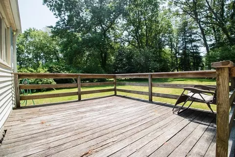 75 Druid Hill Ave E, Randolph, MA 02368 photo 4