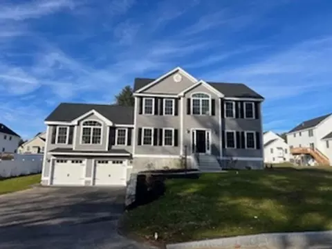 60 Hayfield Rd, Dracut, MA 01826