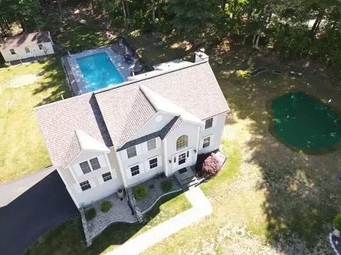 12 Royal Crest Dr, Douglas, MA 01516 photo 4