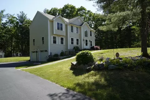 12 Royal Crest Dr, Douglas, MA 01516