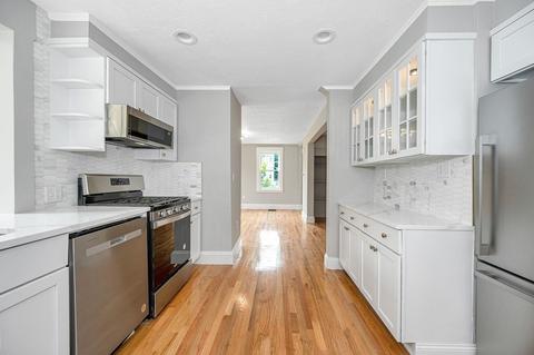 471 Cabot St, Beverly, MA 01915 photo 34