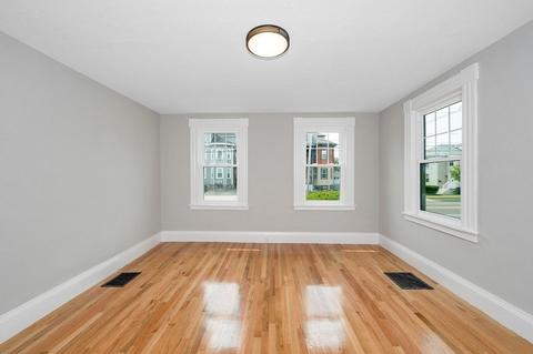 471 Cabot St, Beverly, MA 01915 photo 25