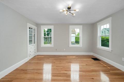 471 Cabot St, Beverly, MA 01915 photo 40