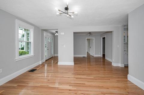 471 Cabot St, Beverly, MA 01915 photo 38