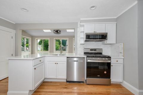471 Cabot St, Beverly, MA 01915 photo 36