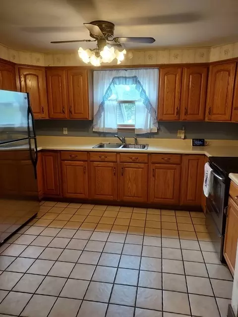 155 Bridge St, Raynham, MA 02767 photo 13