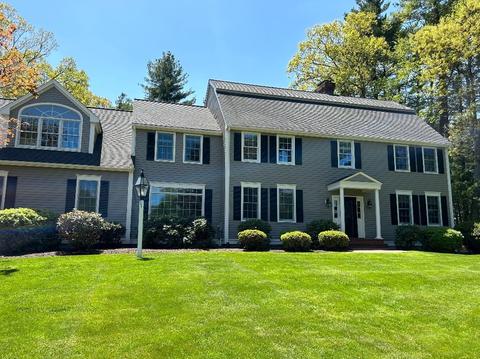 1 Loeffler Ln, Medfield, MA 02052