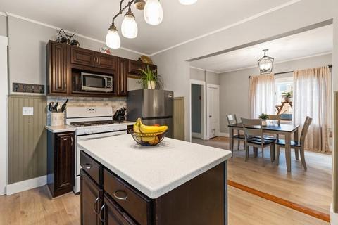16 Hampden St, Gloucester, MA 01930 photo 15