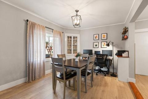 16 Hampden St, Gloucester, MA 01930 photo 8