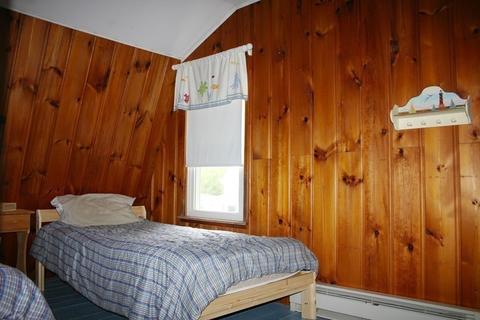 8 Locust St Ext, Wareham, MA 02558 photo 12