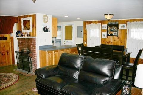 8 Locust St Ext, Wareham, MA 02558 photo 7