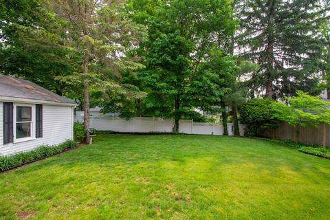 728 Webster St, Needham, MA 02492 photo 39