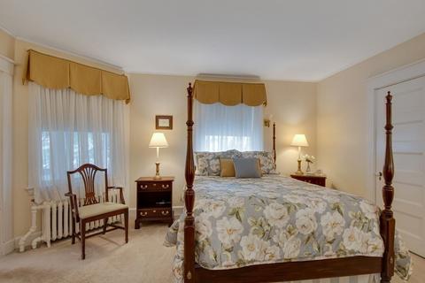 728 Webster St, Needham, MA 02492 photo 20