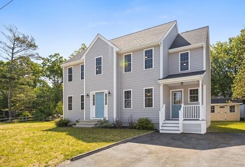 14 Reed Ave, Plymouth, MA 02360