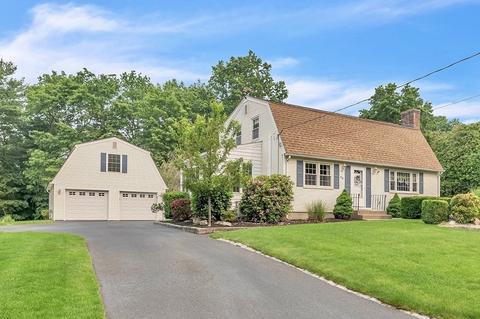 63 Barbara St, Westfield, MA 01085