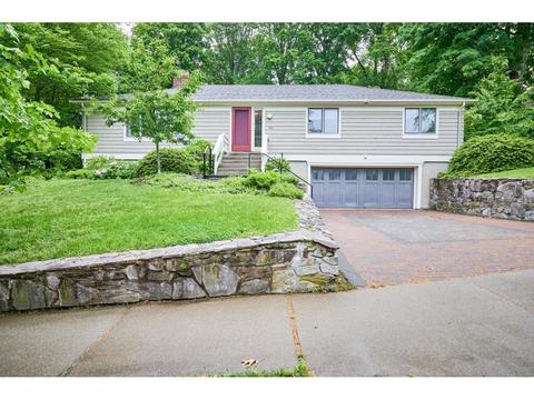 92 Lewis St, Newton, MA 02458