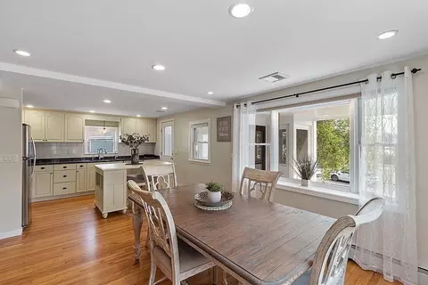 16 Choate Ave, Danvers, MA 01923 photo 5
