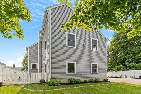 16 Choate Ave, Danvers, MA 01923 photo 32