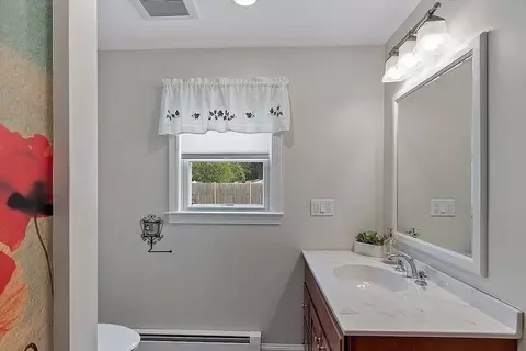 16 Choate Ave, Danvers, MA 01923 photo 8