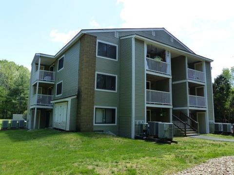 4 Bridgeview Cir #35, Tyngsborough, MA 01879