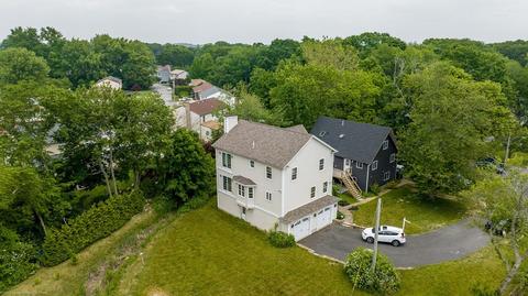 106 David St, Fall River, MA 02720 photo 5