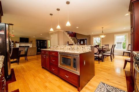 106 David St, Fall River, MA 02720 photo 11