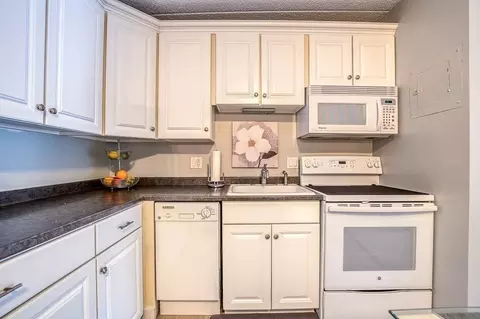 90 High St #306, Dedham, MA 02026 photo 10