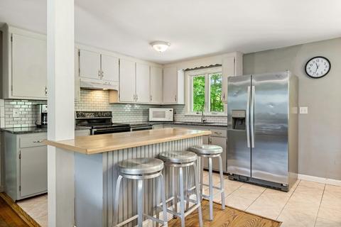 4 Newton Rd, Gloucester, MA 01930 photo 6