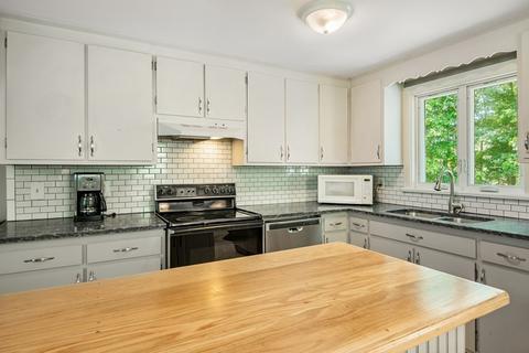 4 Newton Rd, Gloucester, MA 01930 photo 7