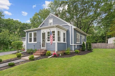 296 Willow St, Stoughton, MA 02072