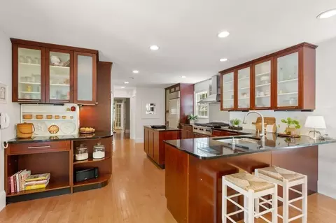 67 Centre St, Dover, MA 02030 photo 8