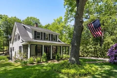 67 Centre St, Dover, MA 02030 photo 1