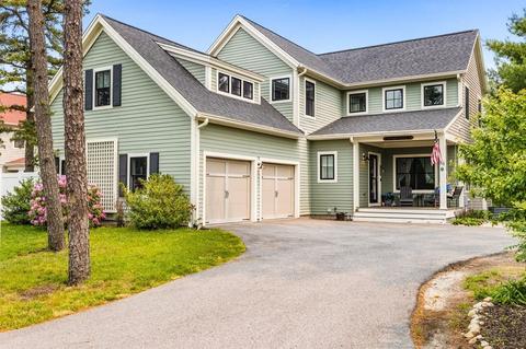 58 Rosebay Ln, Plymouth, MA 02360