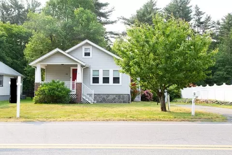 104 Central St, Easton, MA 02375