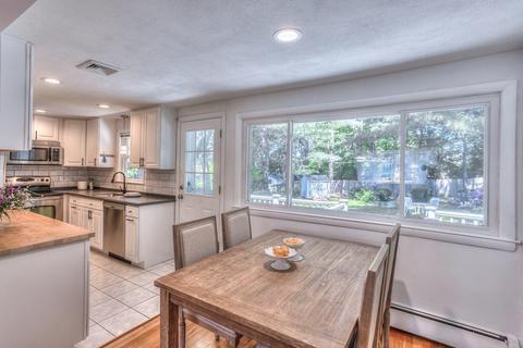 232 Hayward, Braintree, MA 02184