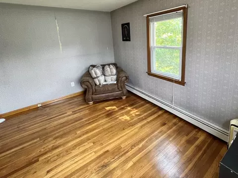 75 Roy St, Chicopee, MA 01013 photo 15