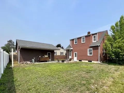 75 Roy St, Chicopee, MA 01013 photo 3