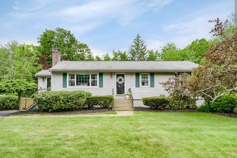 11 Briarwood, Rutland, MA 01543