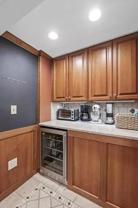 59 Pratt St, Reading, MA 01867 photo 11