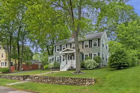 59 Pratt St, Reading, MA 01867 photo 3