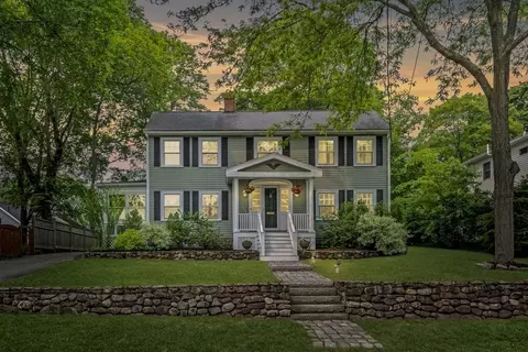 59 Pratt St, Reading, MA 01867 photo 1