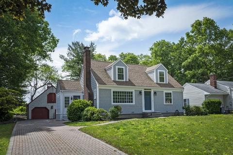 219 W Shore Dr, Marblehead, MA 01945