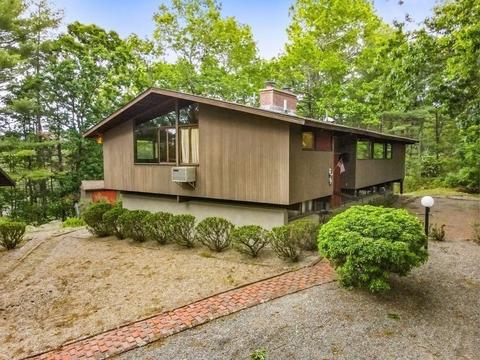 12 Sunset Ave, North Reading, MA 01864